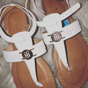 BRAND NEW TOMMY HILFIGER SANDALS